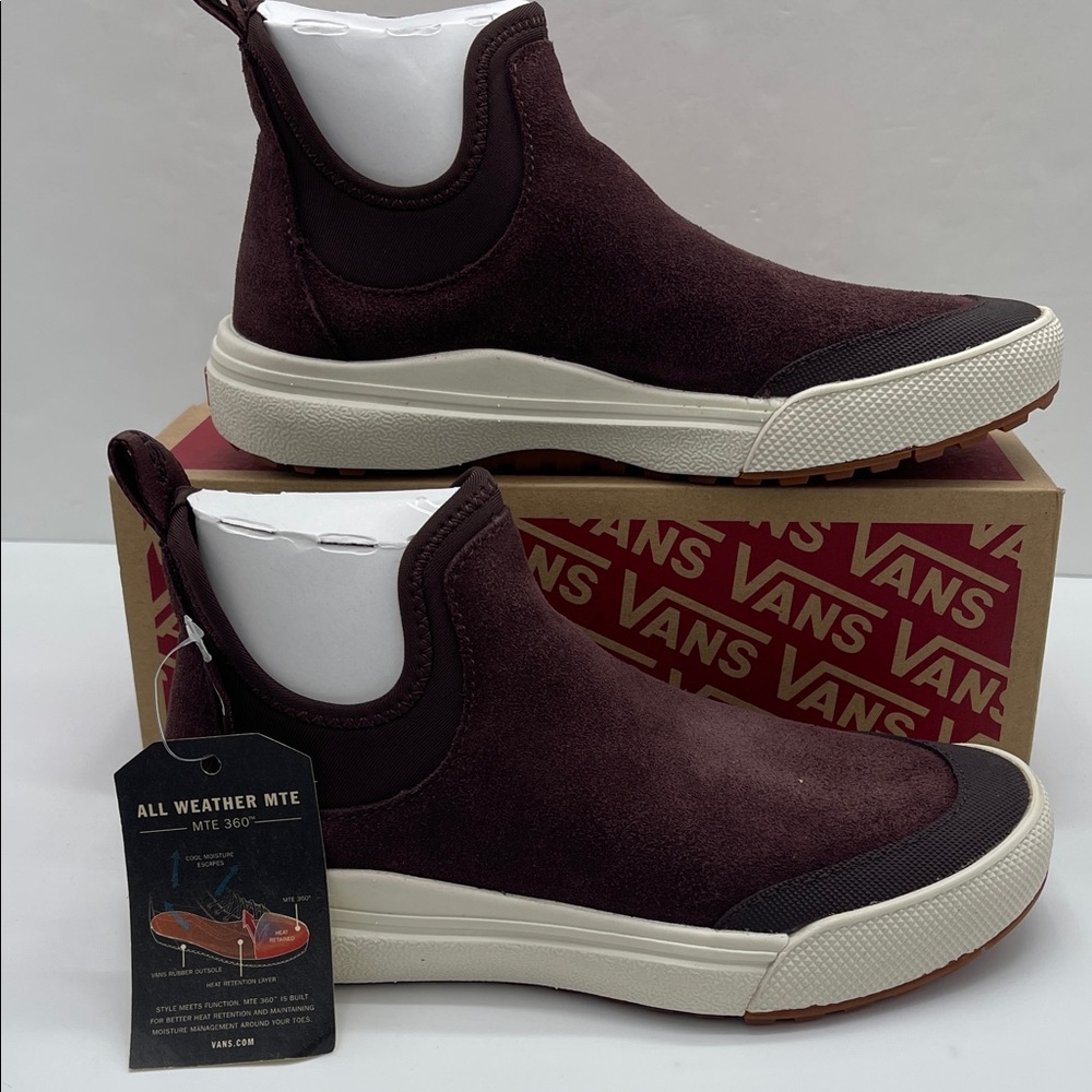Vans WMNS Dark Brown Suede MTE Boots Ultrarange 3d Che
(Mte) Suede/Dark Brown